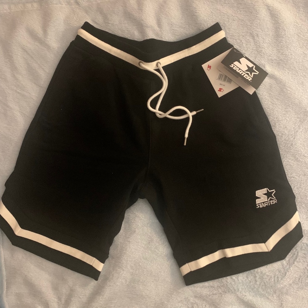STARTER WARM UP SHORTS - NWT - BRAND NEW WITH TAGS - MEDIUM - BLACK